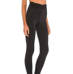 Body Language SptWear Scrunchy Top Jogger Leggings